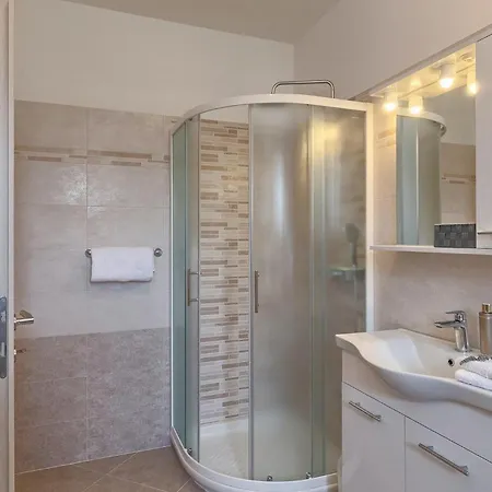 Tatil Evi Quercus Alba