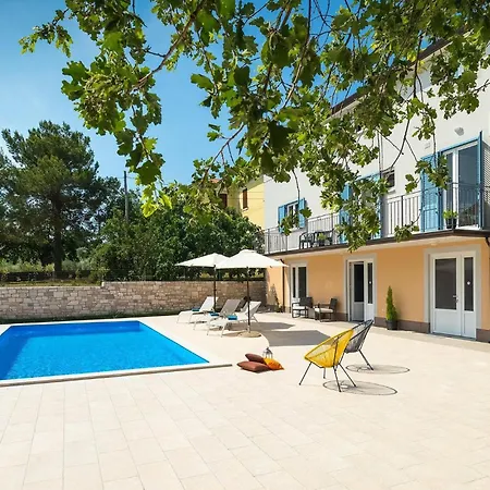 Tatil Evi Quercus Alba Umag