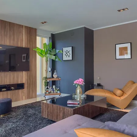 別荘 Santo ウマグ