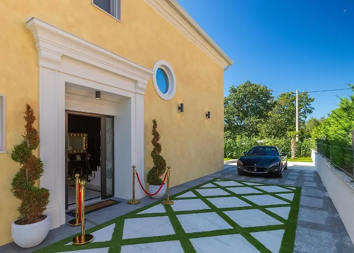 Santo Tatil Evi
