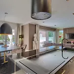 Santo Vikendica